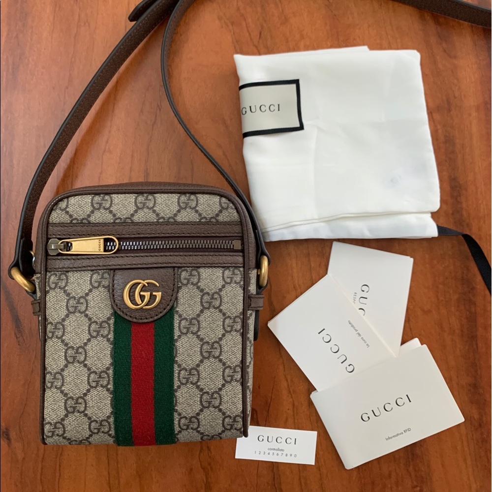Authentic Gucci Ophidia GG Shoulder Bag. NWOT
